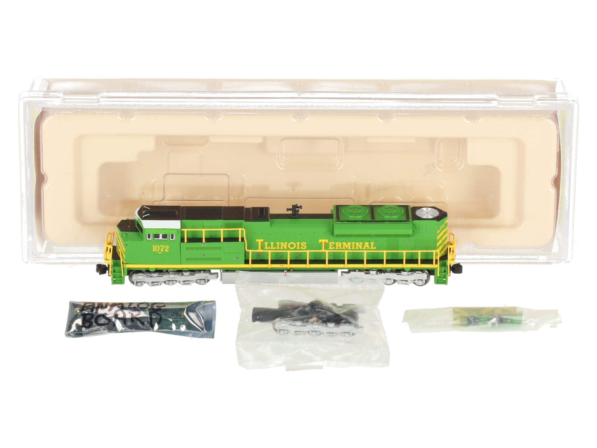 American Z-Line 63110-9 Z Scale ITC EMD SD70ACe Diesel Locomotive #1072 LN/Box