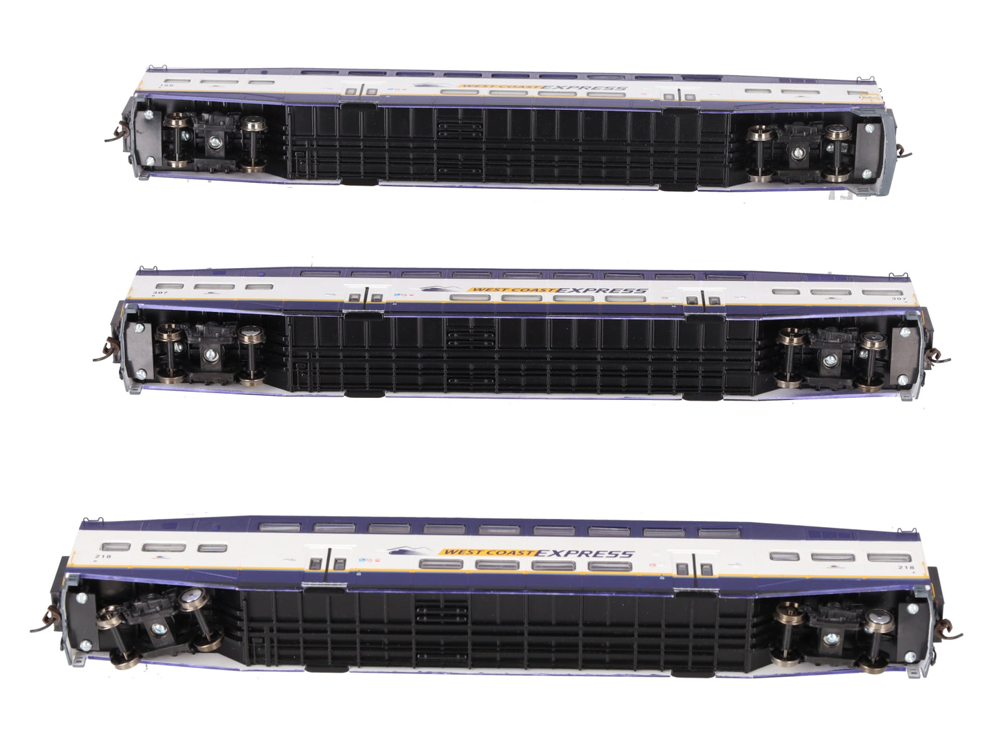 Athearn 2584 HO Scale West Coast Express Bombardier Control Car # 108/ Coach Ca LN/Box