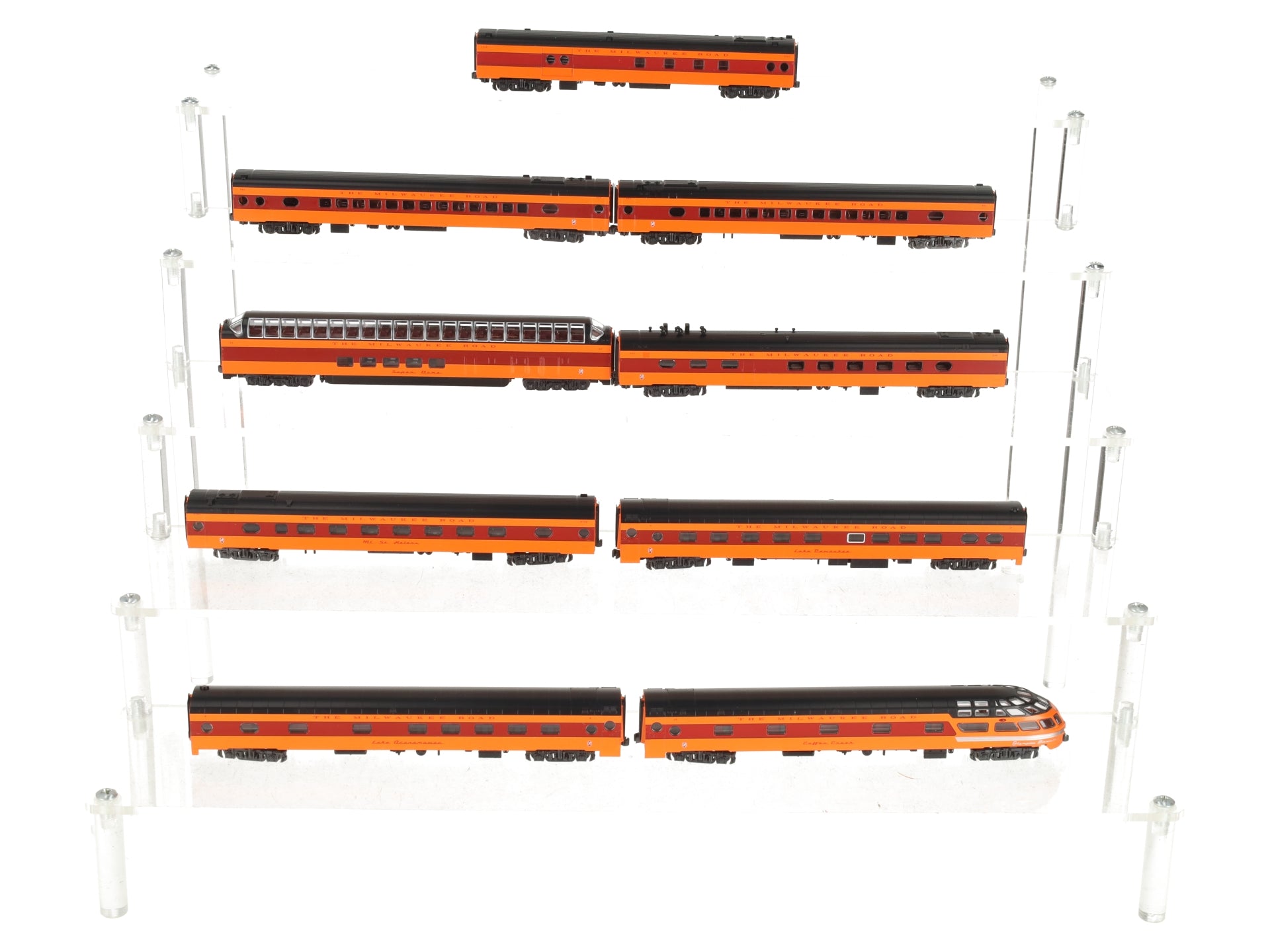 Kato 106-082 N Milwaukee Road Olympian Hiawatha Passenger Car Set (Set of 9) LN/Box