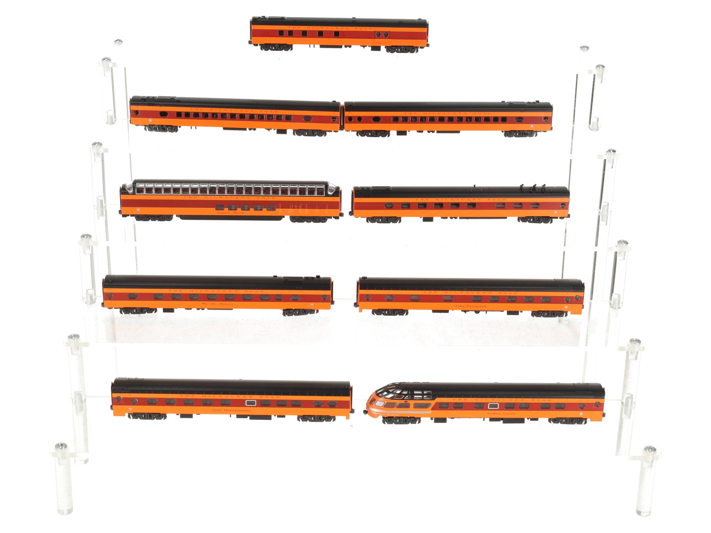Kato 106-082 N Milwaukee Road Olympian Hiawatha Passenger Car Set (Set of 9) LN/Box
