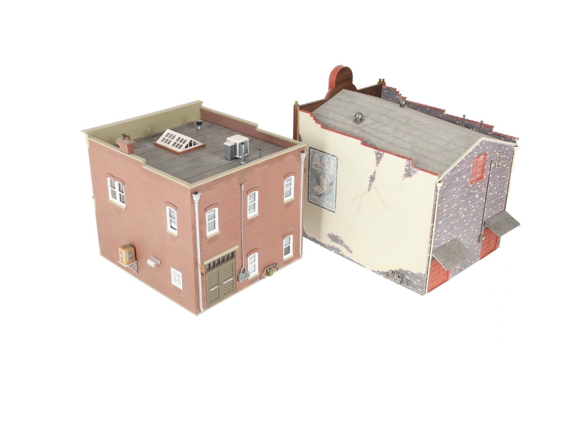 Woodland Scenics O Assorted Buildings: BR5855, BR5854 [2] EX