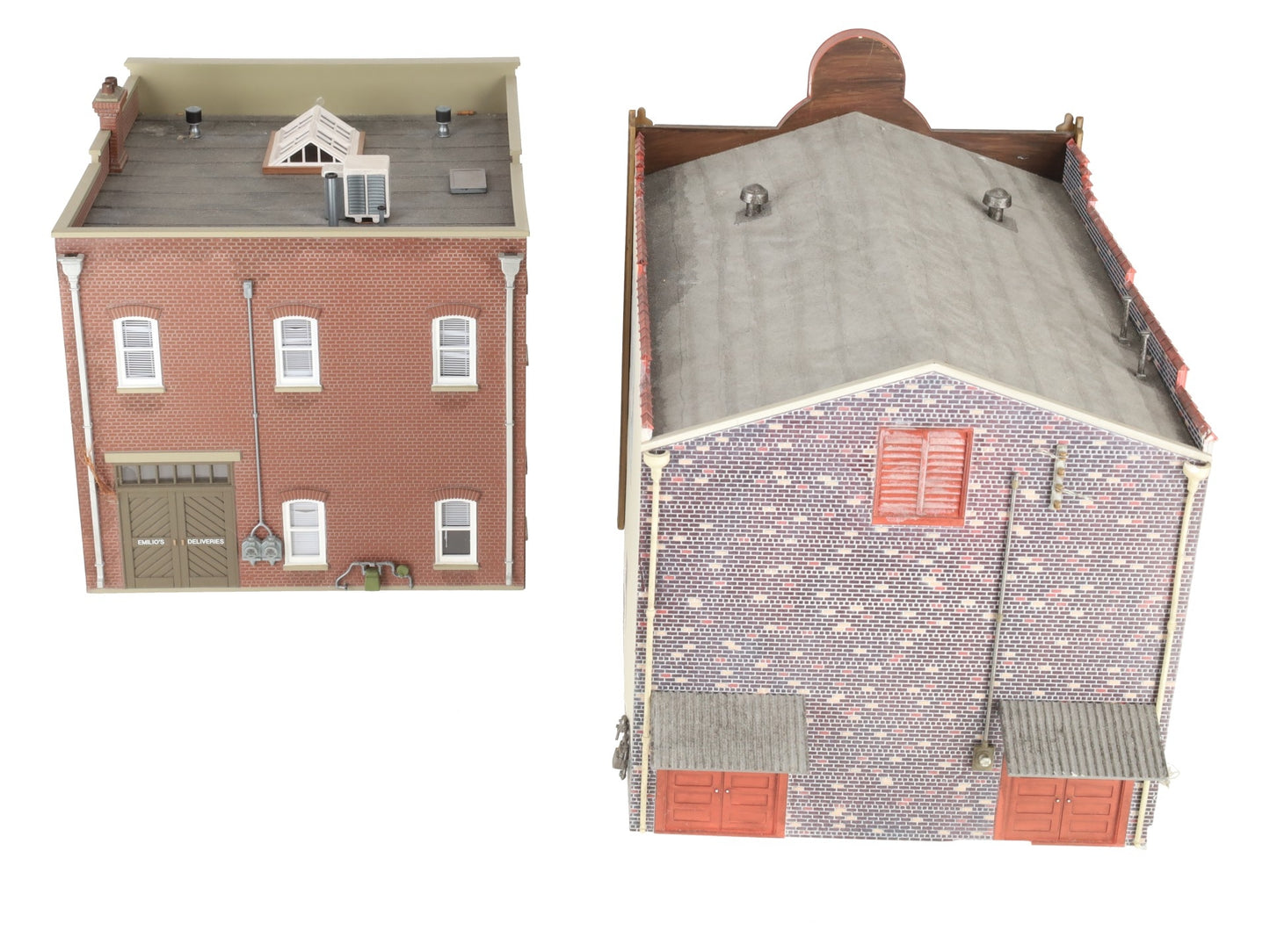 Woodland Scenics O Assorted Buildings: BR5855, BR5854 [2] EX