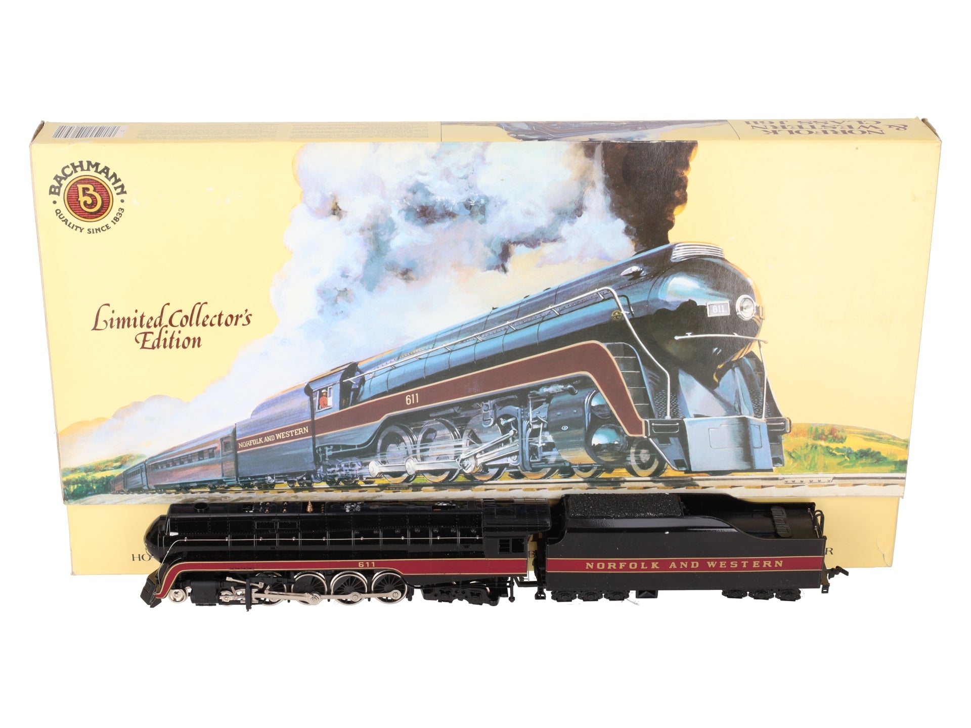 Bachmann 41-0657-A4 HO N&W Class J 611 4-8-4 Steam Locomotive & Tender #611 VG/Box