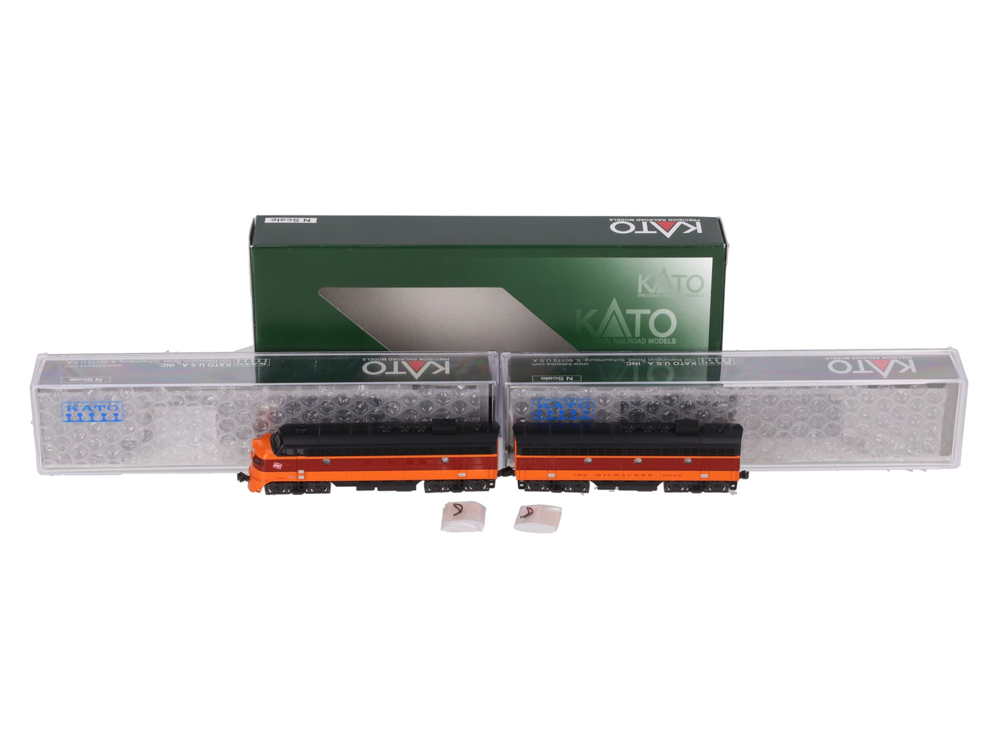 Kato 106-0430 N Milwaukee Road EMD FP7A & F7B Diesel Locomotive #95A/95B  NIB