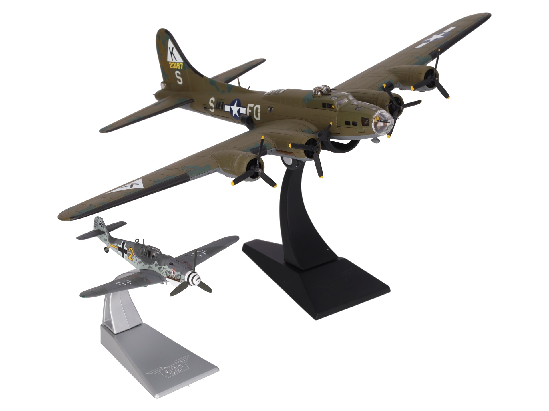 Corgi AA39915 1:72 Boeing B-17F Flying Fortress VG/Box
