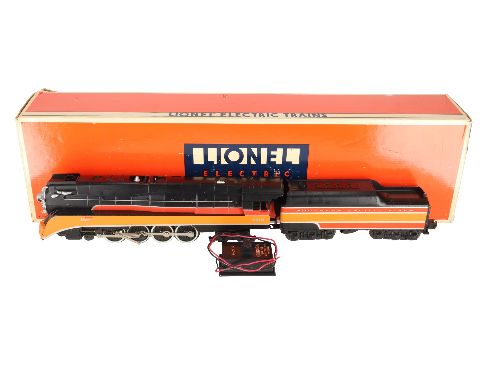 Lionel 6-18007 O Gauge SP Daylight 4-8-4 Steam Locomotive & Tender #4410 w/RS EX/Box