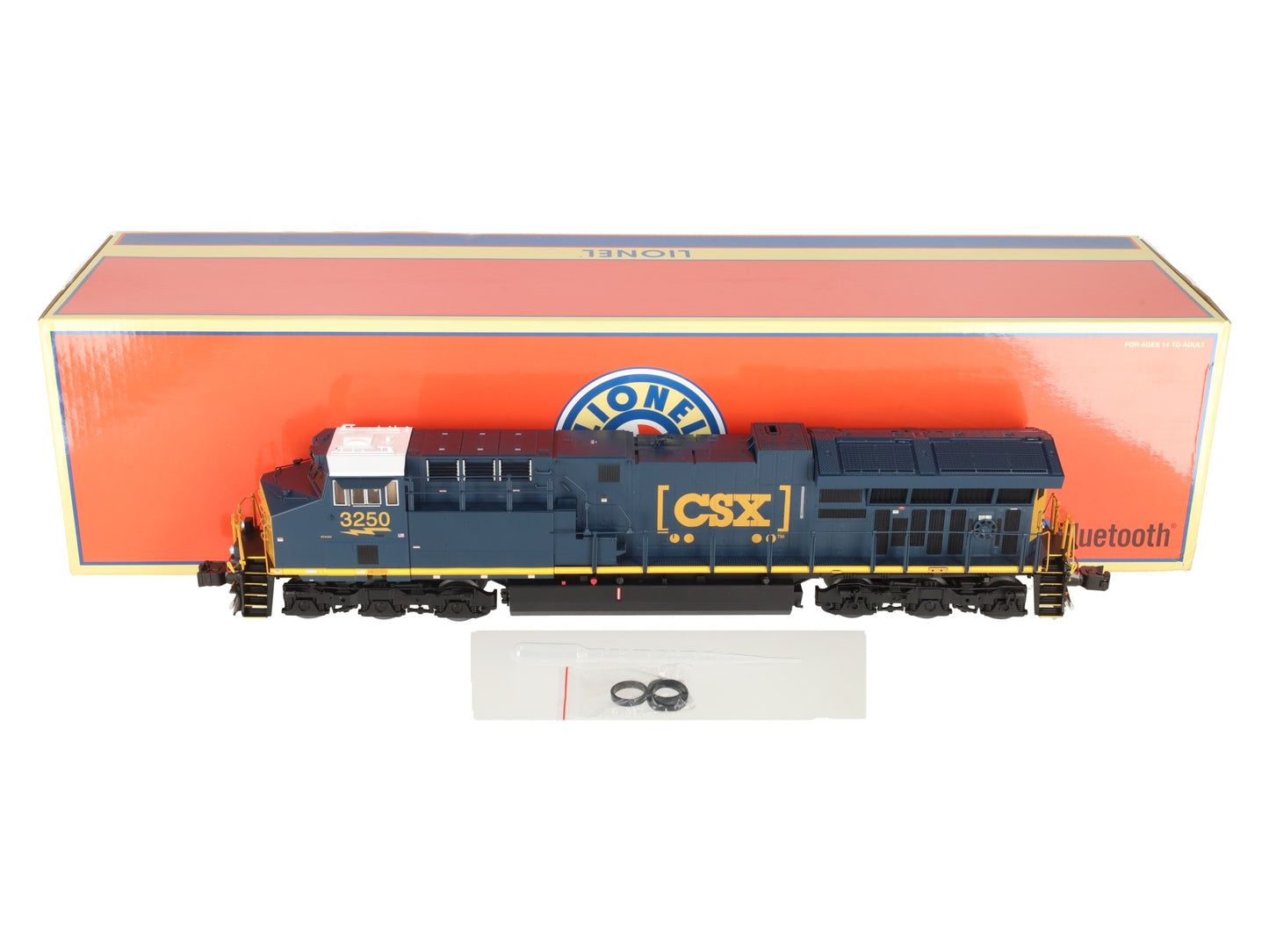 Lionel 2533471 O CSX LEGACY ET44AC Diesel Locomotive #3250