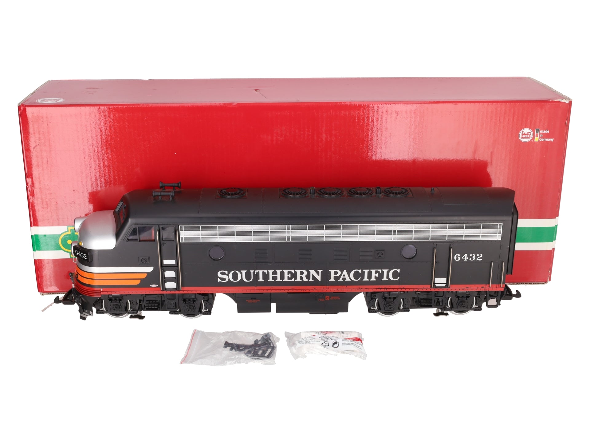 LGB 24570 G Southern Pacific F7-A Diesel Locomotive #6432 - Modified EX/Box