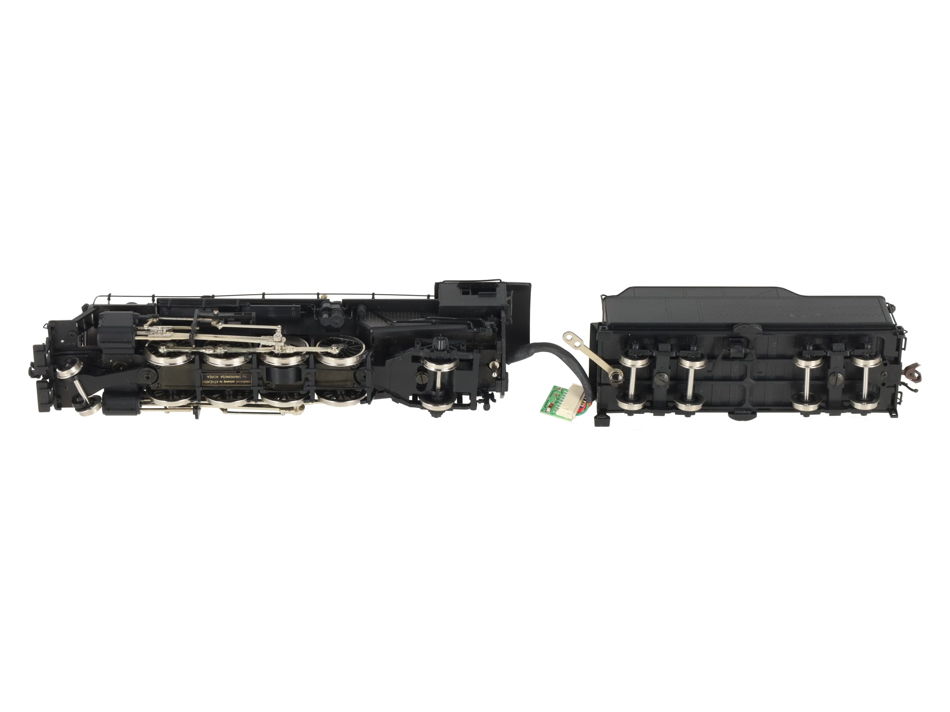 Athearn G9001 HO USRA 2-8-2 Mikado Undecorated Steam Locomotive & Tender EX/Box
