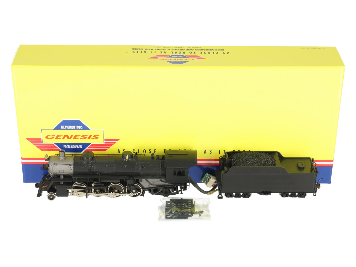 Athearn G9001 HO USRA 2-8-2 Mikado Undecorated Steam Locomotive & Tender EX/Box