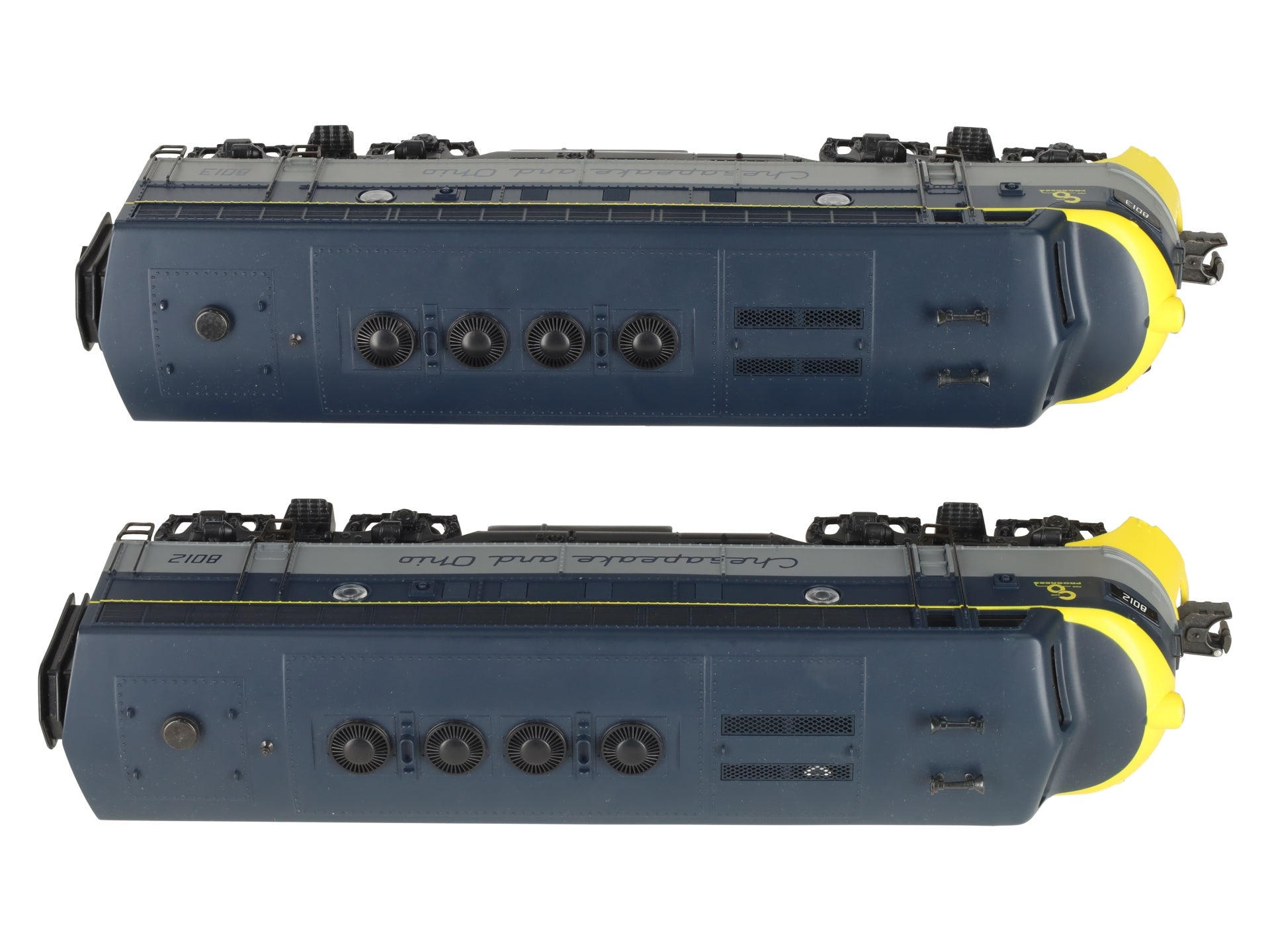 K-Line K2515-8012 O Chesapeake & Ohio F3 AA Diesel Set #8012/8013 LN