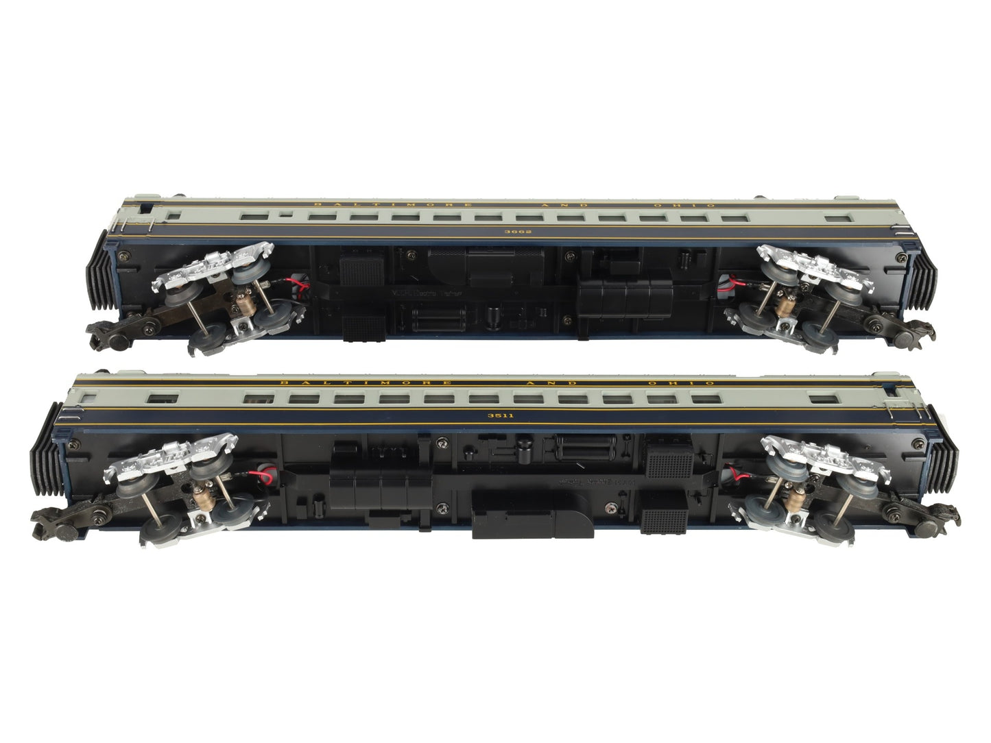 MTH 20-6665 O B&O 70' Streamlined Sleeper/Diner Passenger Car Set (Set of 2) EX/Box