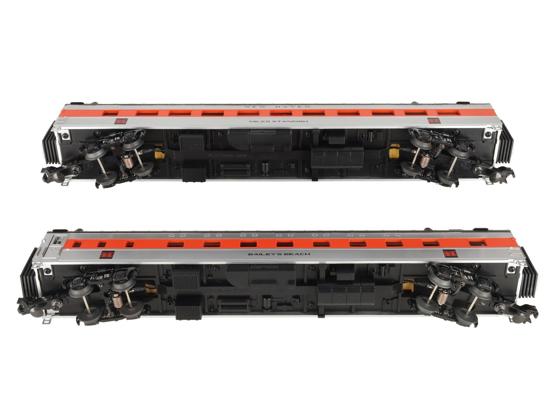 MTH 20-80005B O NH 70' Streamlined Sleeper/Diner Passenger Car Set (Set of 2) EX/Box