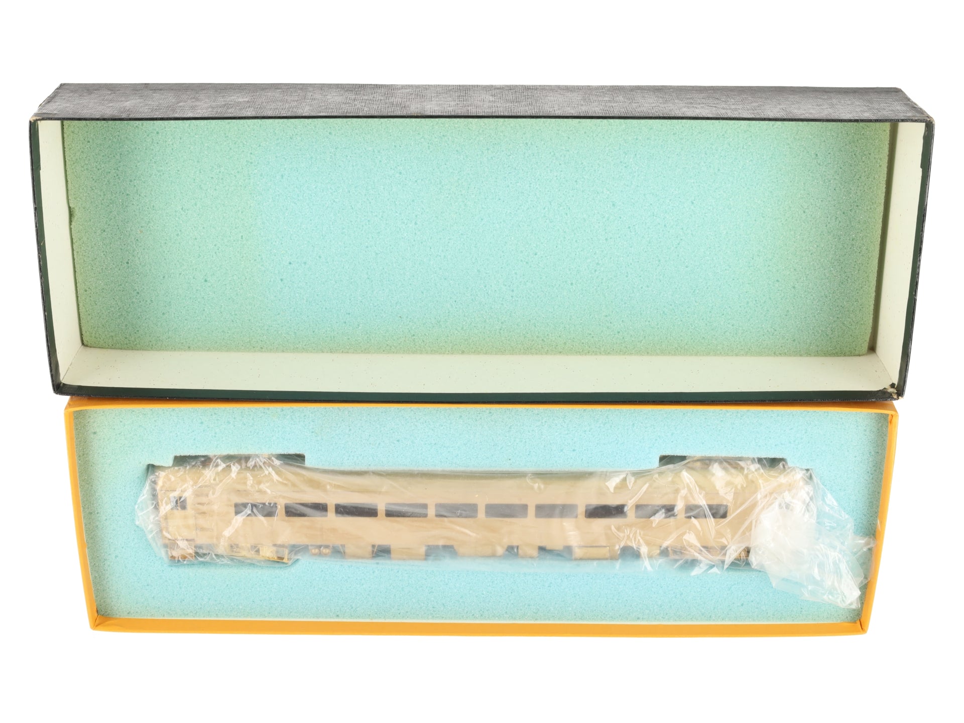 Nickel Plate Products 23 HO BRASS C.S.S.&S.B. Interurban Coach - unpainted EX/Box