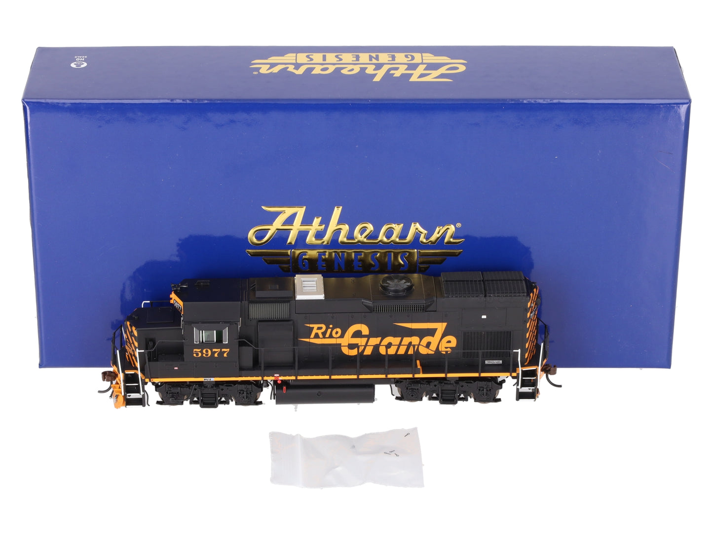 Athearn G13347 HO Scale Rio Grande GP15T Diesel Locomotive w/ DCC & Sound #5977 LN/Box