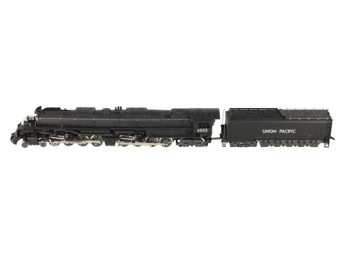 AHM 5114-B HO Scale Union Pacific Big Boy Steam Locomotive & Tender #4005 EX/Box