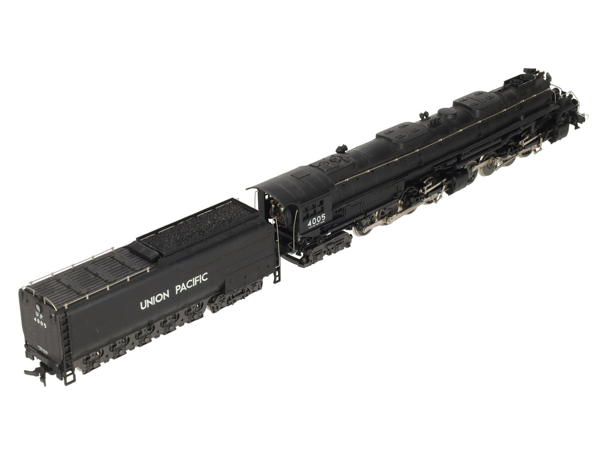 AHM 5114-B HO Scale Union Pacific Big Boy Steam Locomotive & Tender #4005 EX/Box
