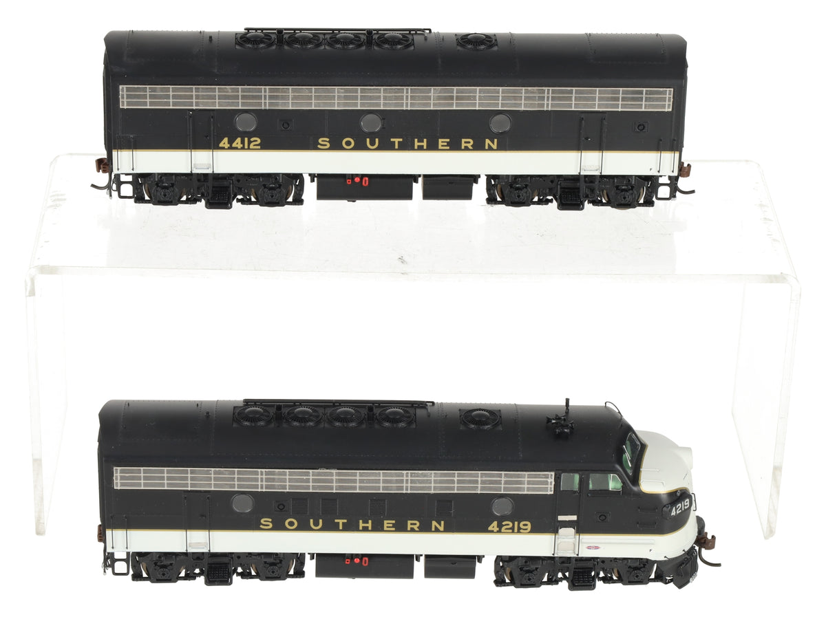 Athearn G22166 HO Southern F-7A/F 7B Diesel Locomotive Set w/ Sound EX/Box