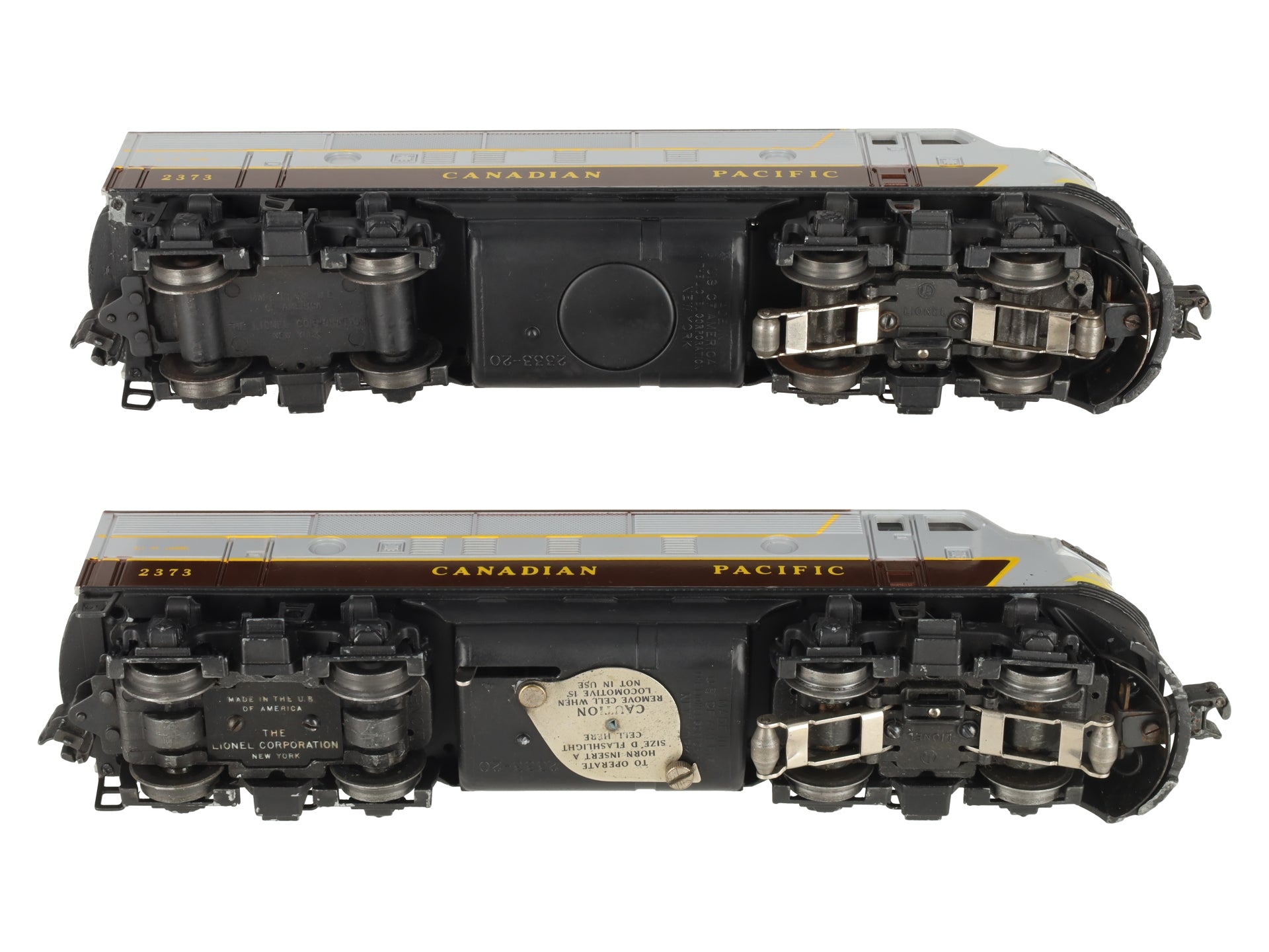 Lionel 2373 Vintage O Canadian Pacific F3 AA Diesel Locomotive Set