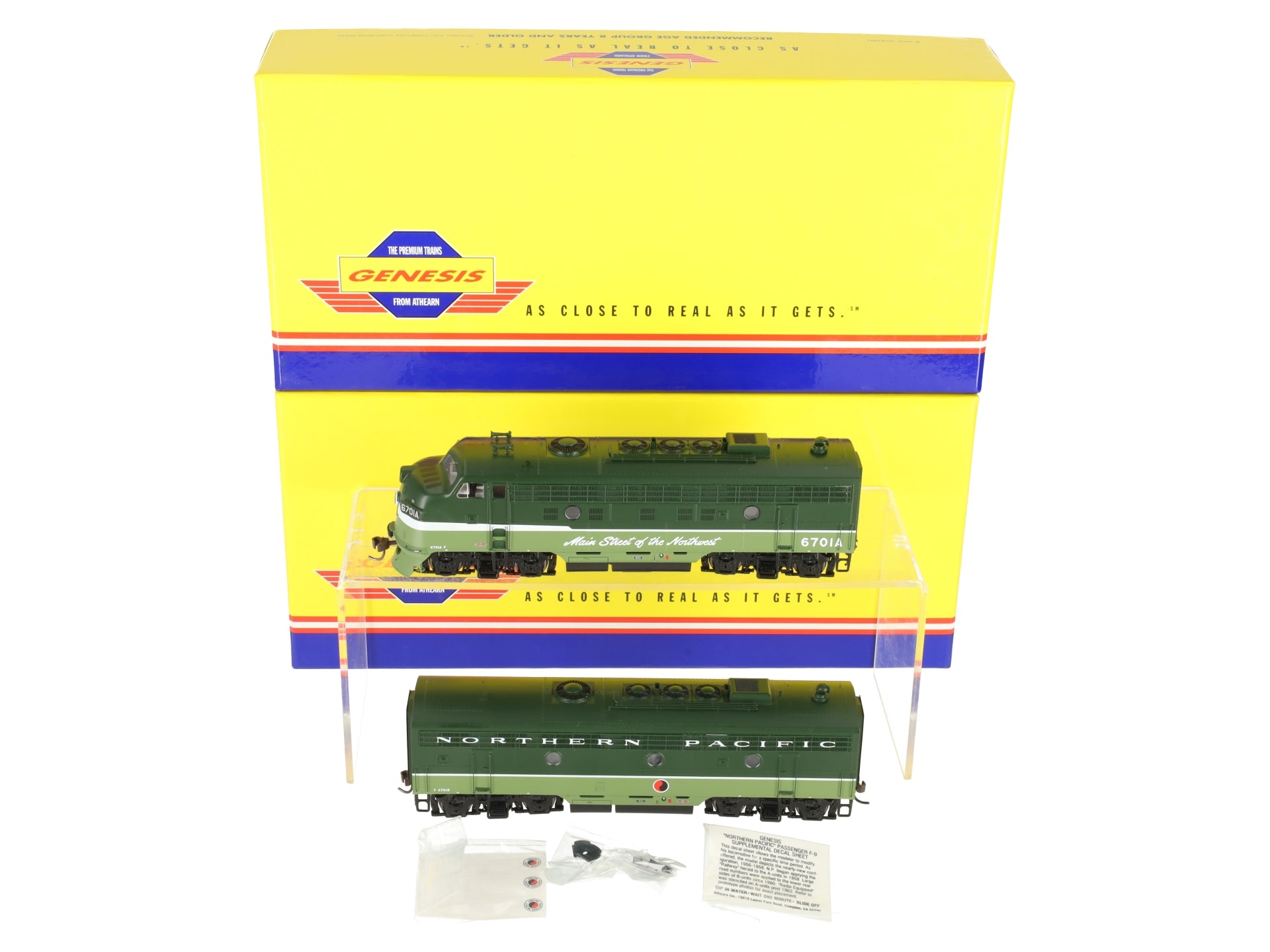 Athearn G3201 HO Scale Northern Pacific EMD F9AB Diesel Locomotive Set LN/Box