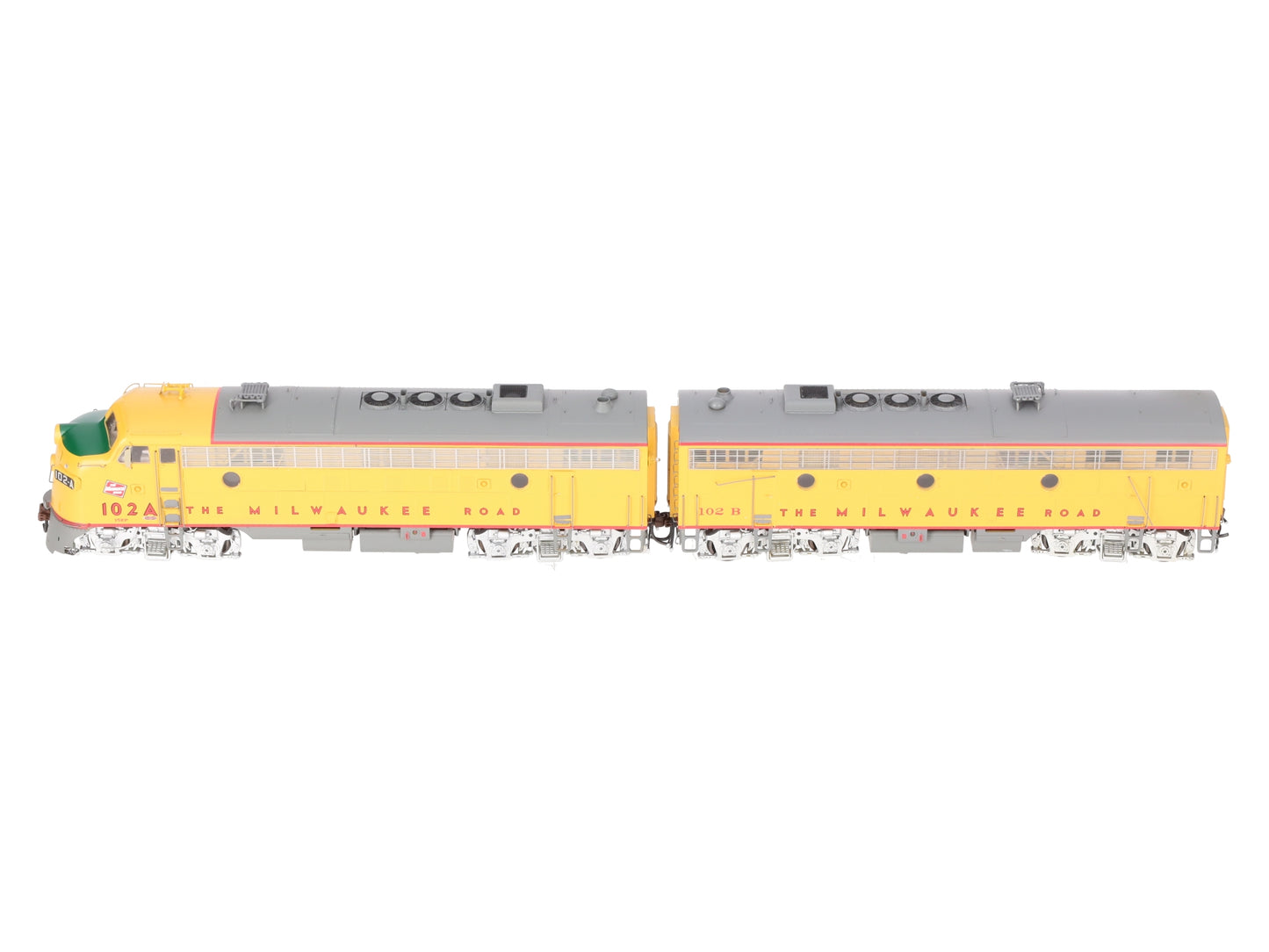 Athearn G22346 HO MILW FP7/F7B Passenger Locomotives w/DCC & Sound #102A/#102B EX/Box