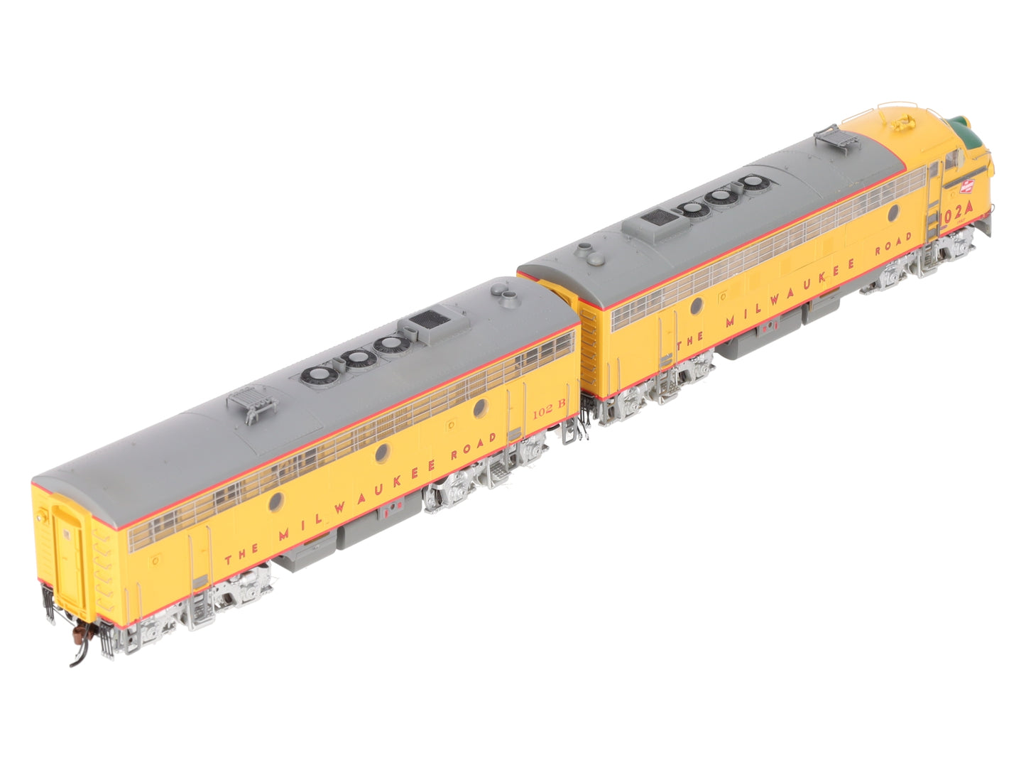 Athearn G22346 HO MILW FP7/F7B Passenger Locomotives w/DCC & Sound #102A/#102B EX/Box