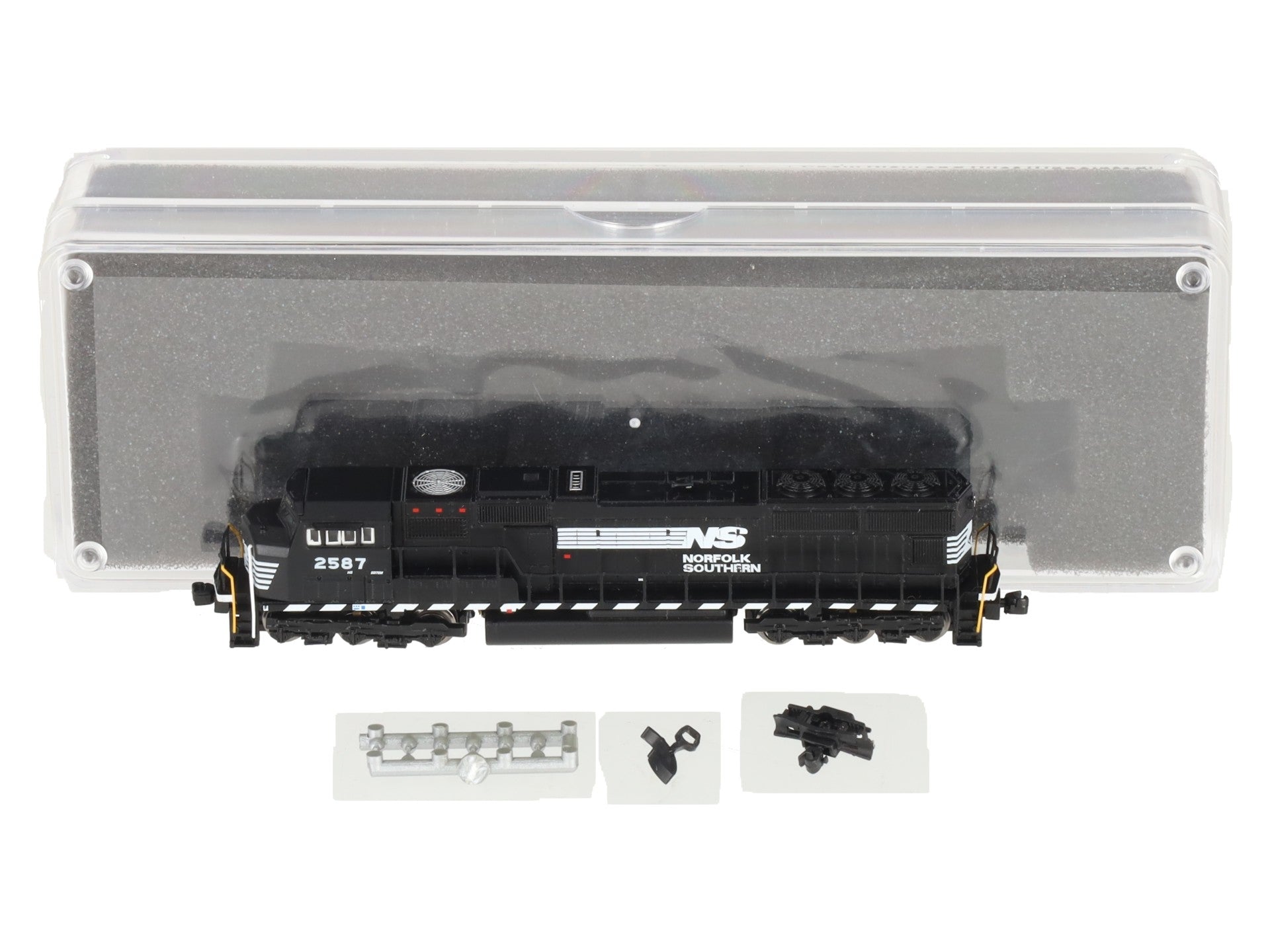 American Z-Line 6101 Z Scale Norfolk Southern SD70M Diesel Locomotive #2587 EX/Box