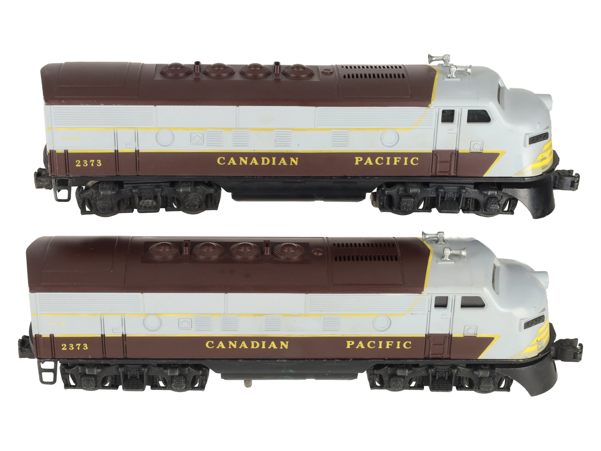 Lionel 2373 Vintage O Canadian Pacific F3 AA Diesel Locomotive Set VG