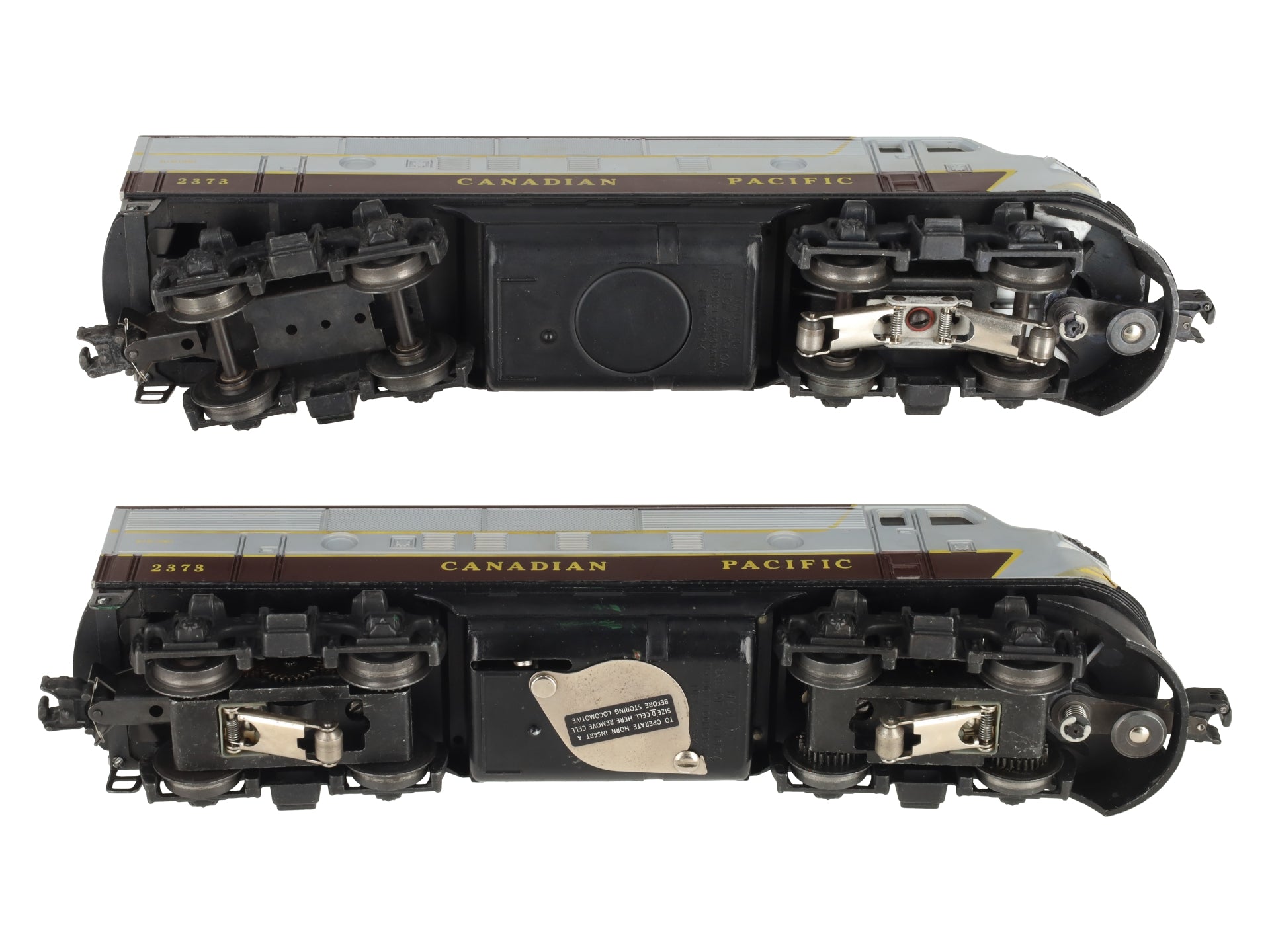 Lionel 2373 Vintage O Canadian Pacific F3 AA Diesel Locomotive Set VG