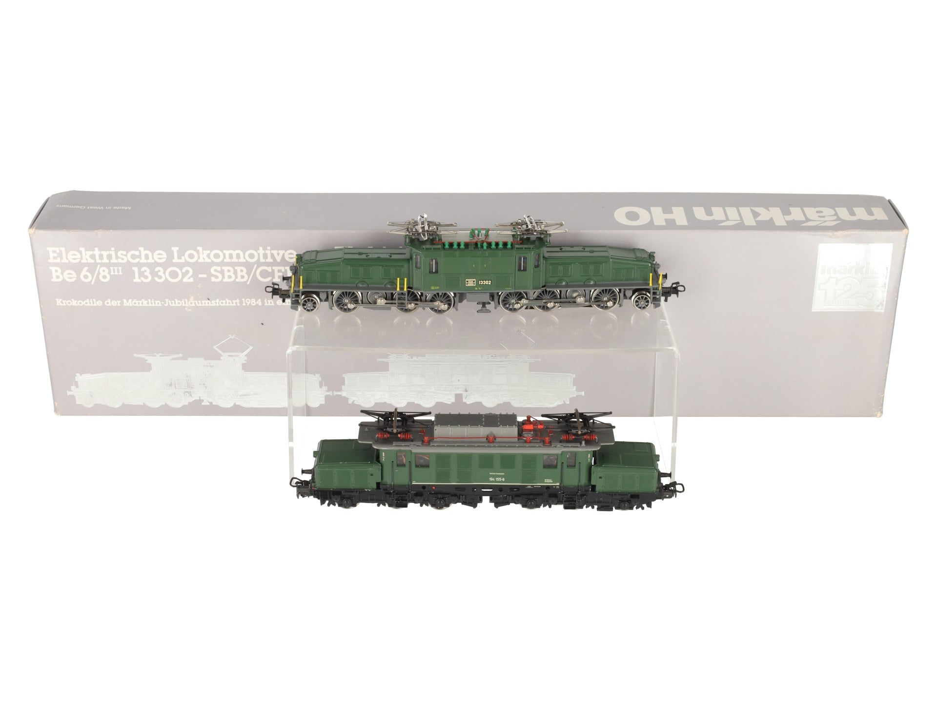 Marklin 3300 HO Scale Crocodile 2-Engine Set EX/Box