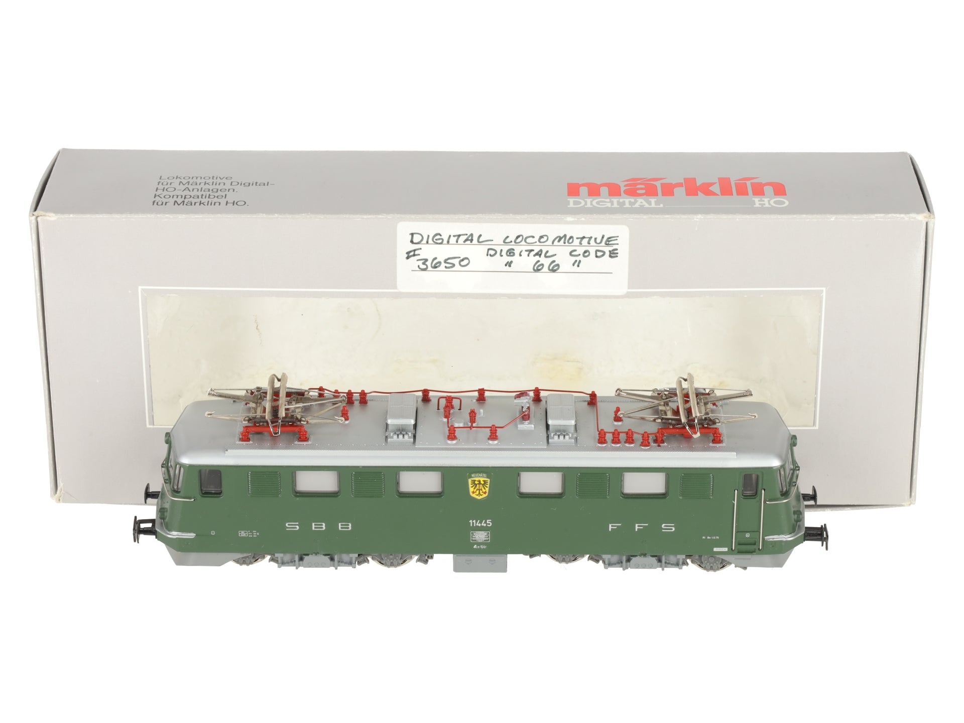 Marklin 3650 Ae 6/6 Swiss Electric Locomotive #11445 EX/Box