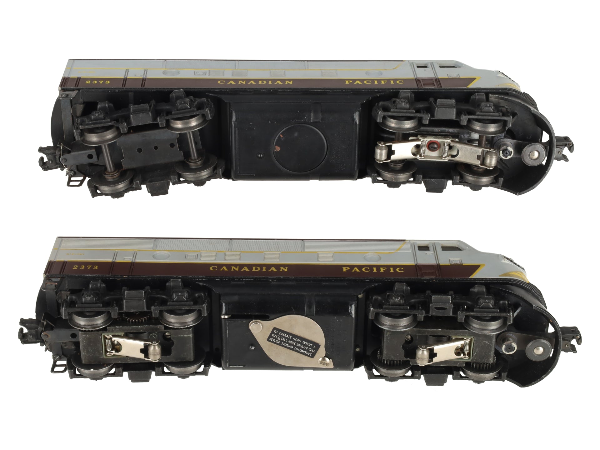 Lionel 2373 Vintage O Canadian Pacific F3 AA Diesel Locomotive Set VG/Box