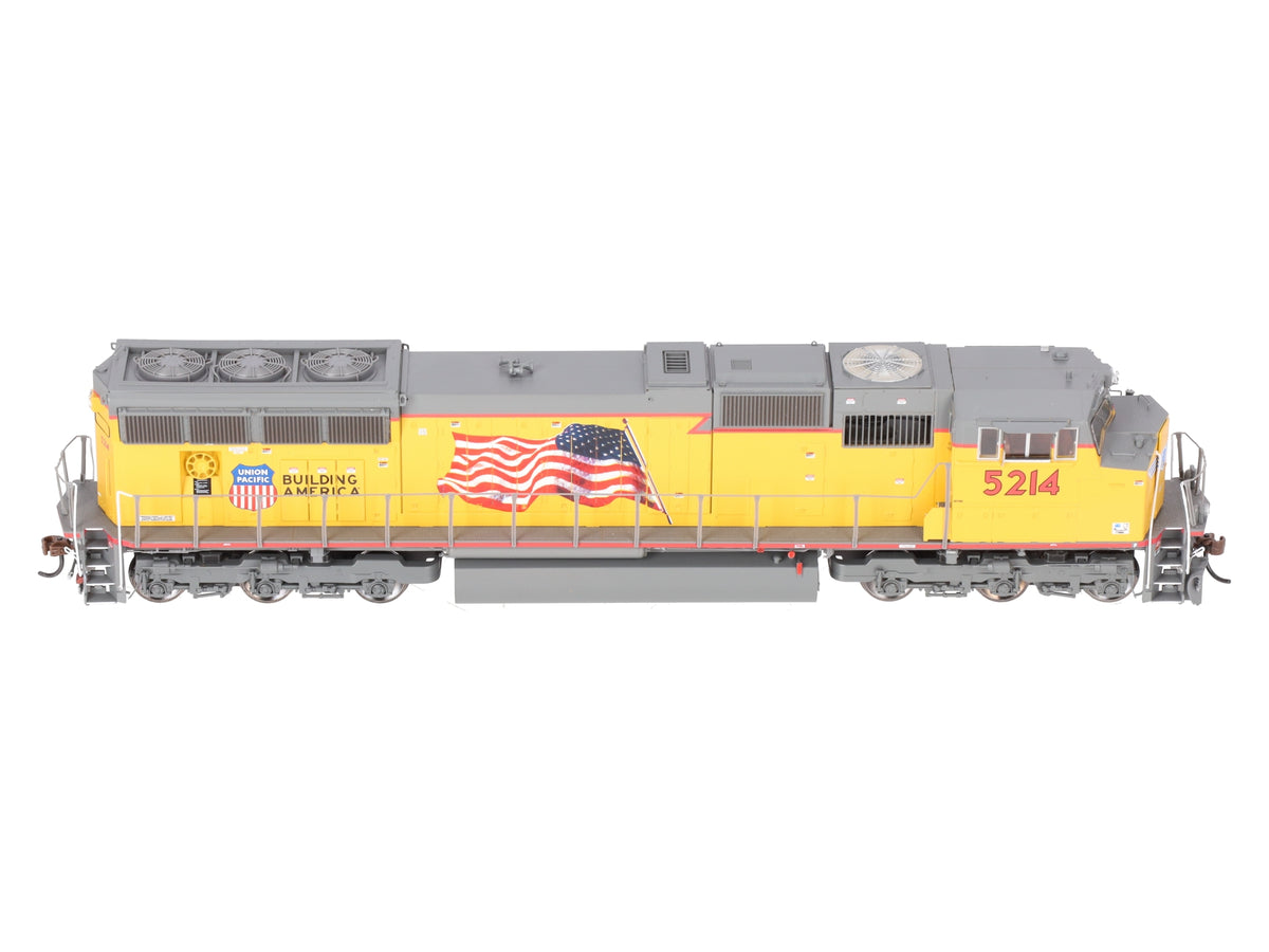 Athearn G69242 HO Union Pacific SD70M Diesel Locomotive #5214