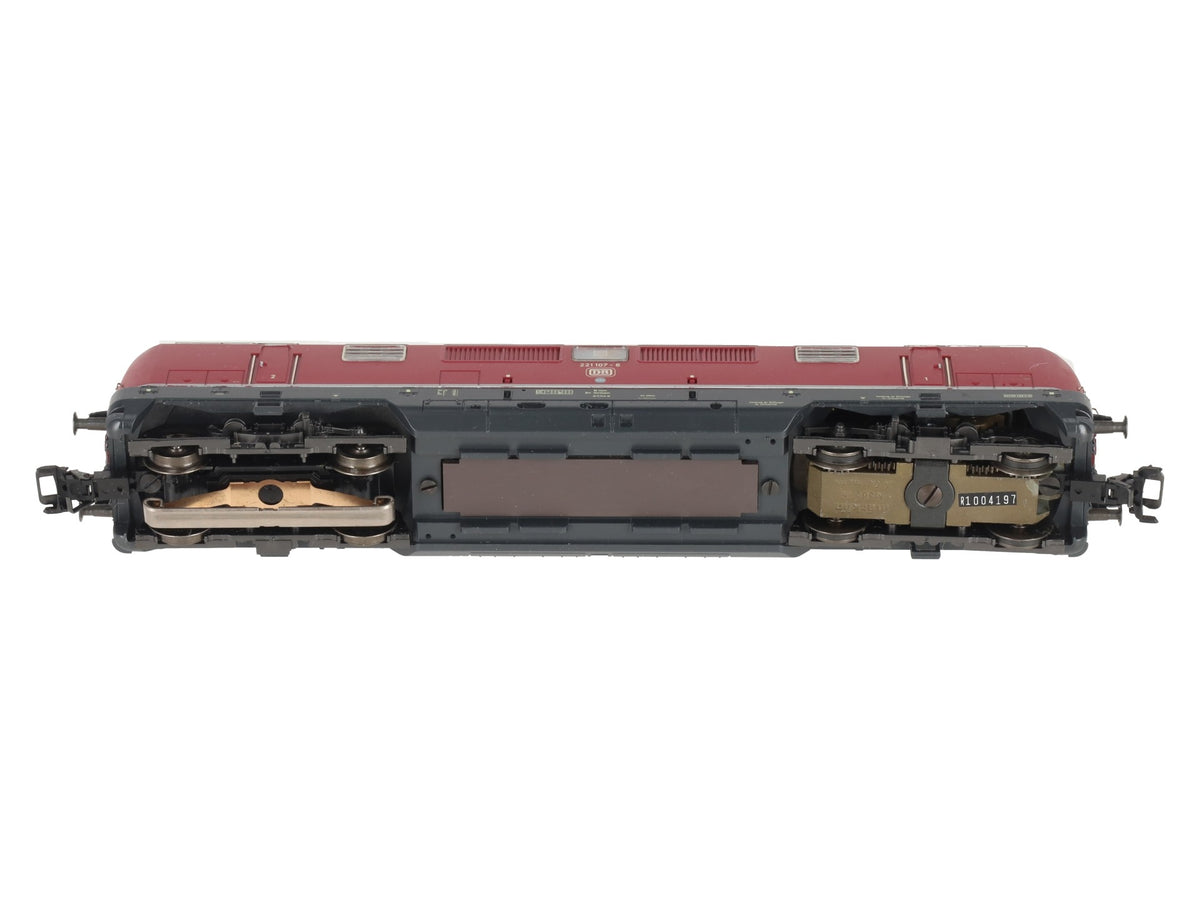 Marklin 3582 HO Scale Deutsche Bundesbahn (DB) Diesel Locomotive #221 107-6 LN/Box