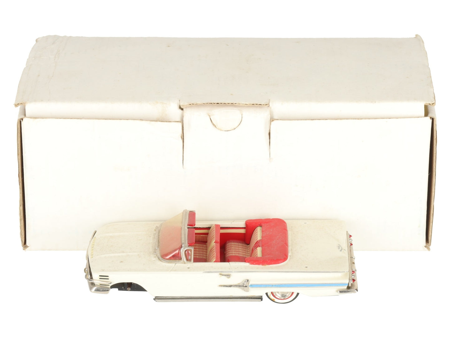 Conquest Models 2 1:43 1960 Chevrolet Impala Convertible/Box