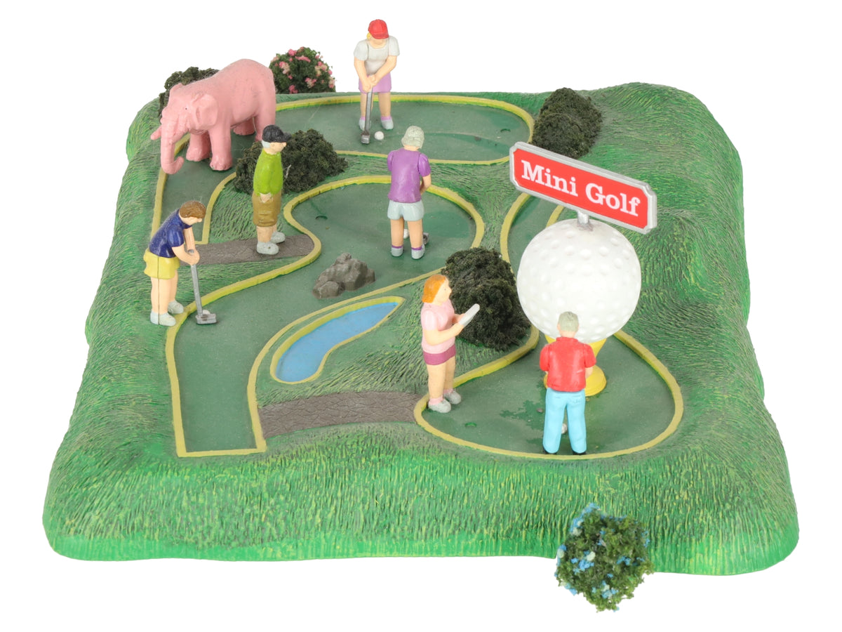 Lionel 6-14214 O Scale Lionelville Mini Golf Animated Scene LN/Box