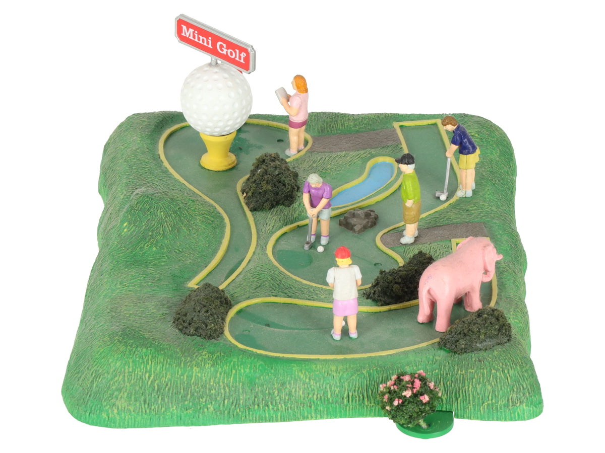 Lionel 6-14214 O Scale Lionelville Mini Golf Animated Scene LN/Box