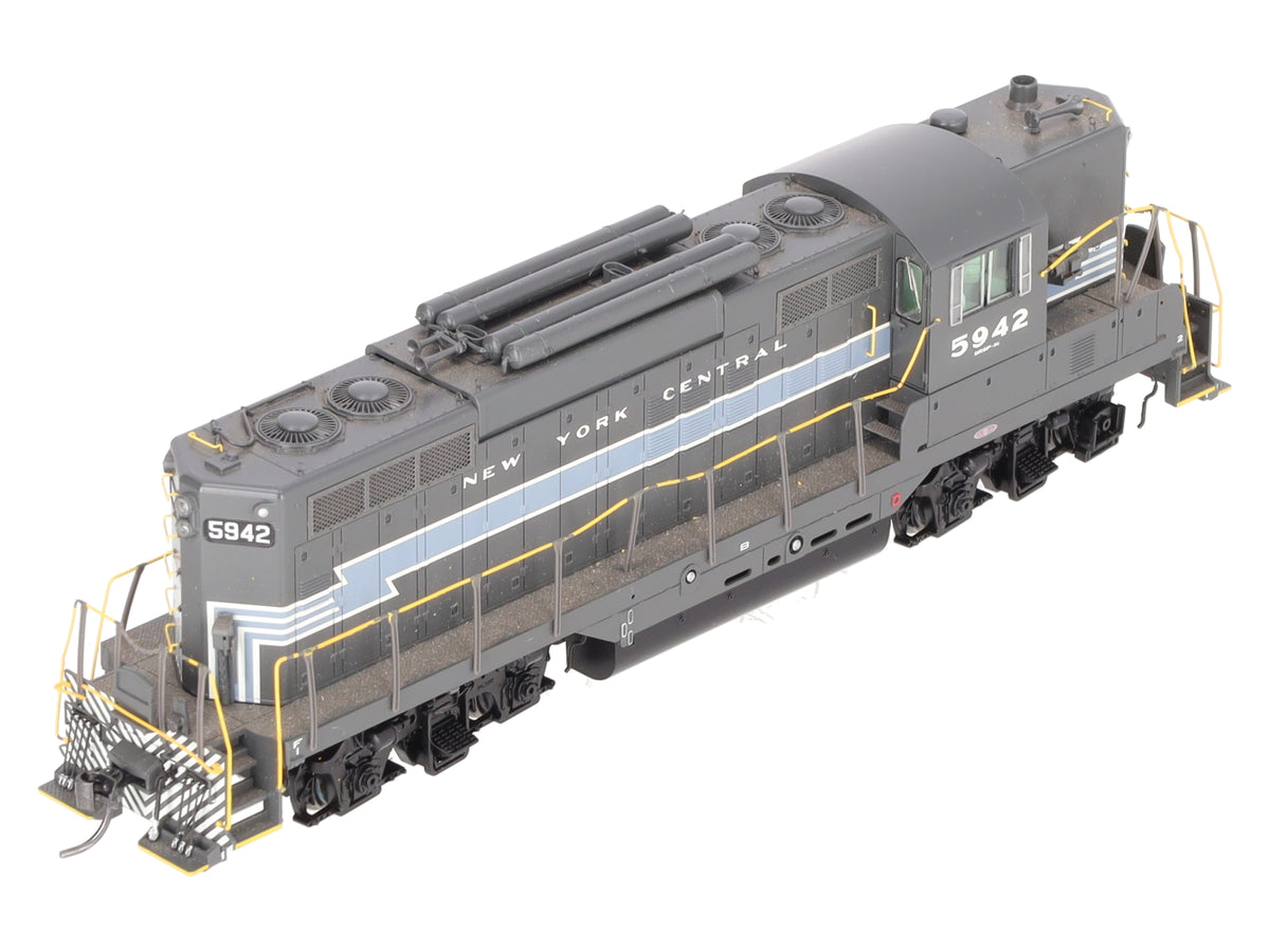 Athearn G62430 HO New York Central GP9 Torpedo Tubes Diesel Locomotive #5942 VG/Box