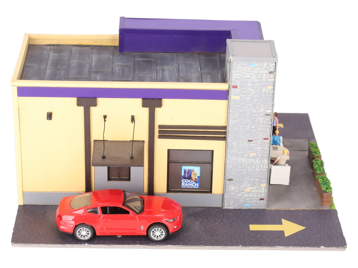 Menards 279-4451 O Scale Taco Bell Restaurant w/Lighting EX/Box