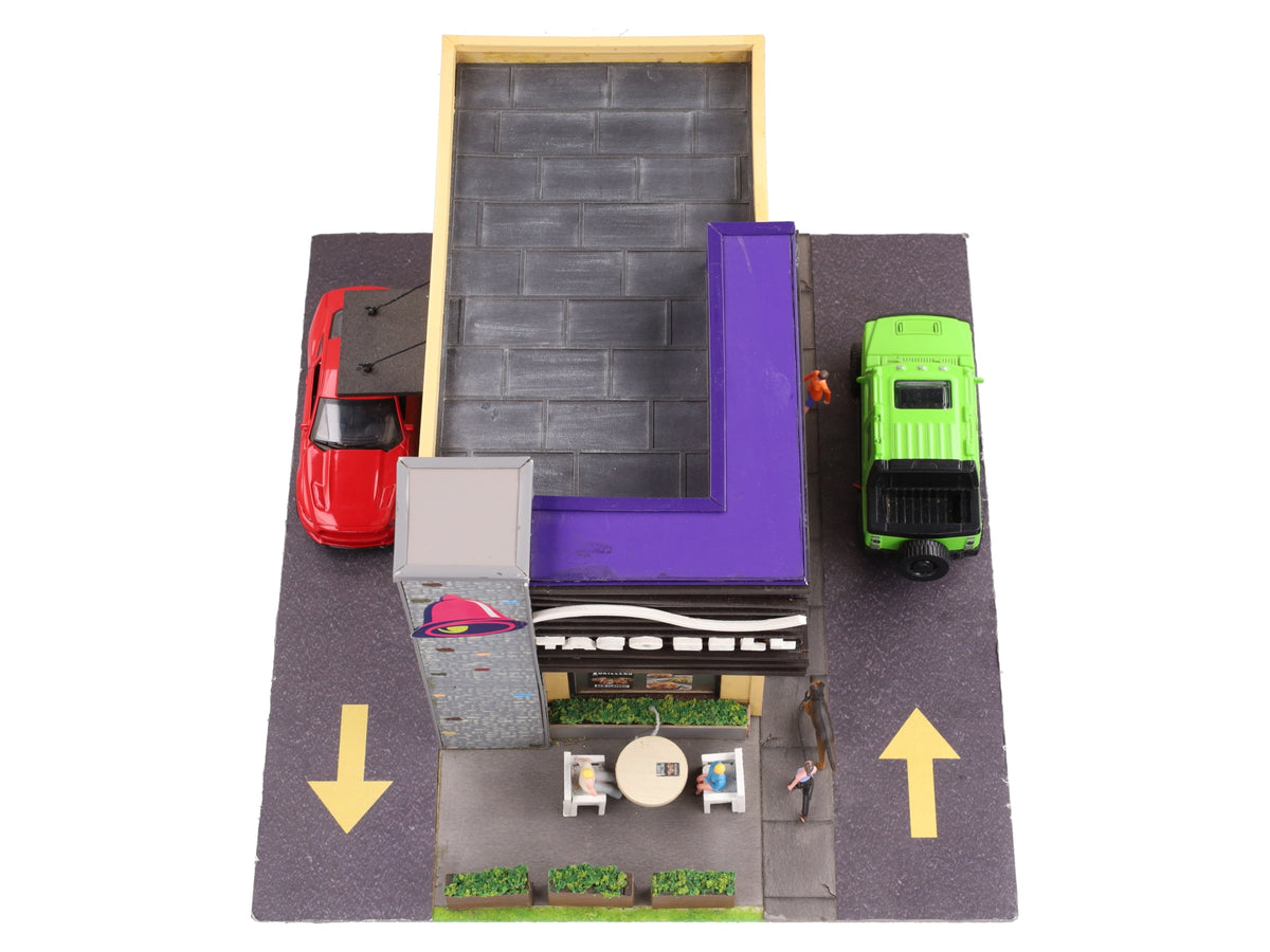 Menards 279-4451 O Scale Taco Bell Restaurant w/Lighting EX/Box