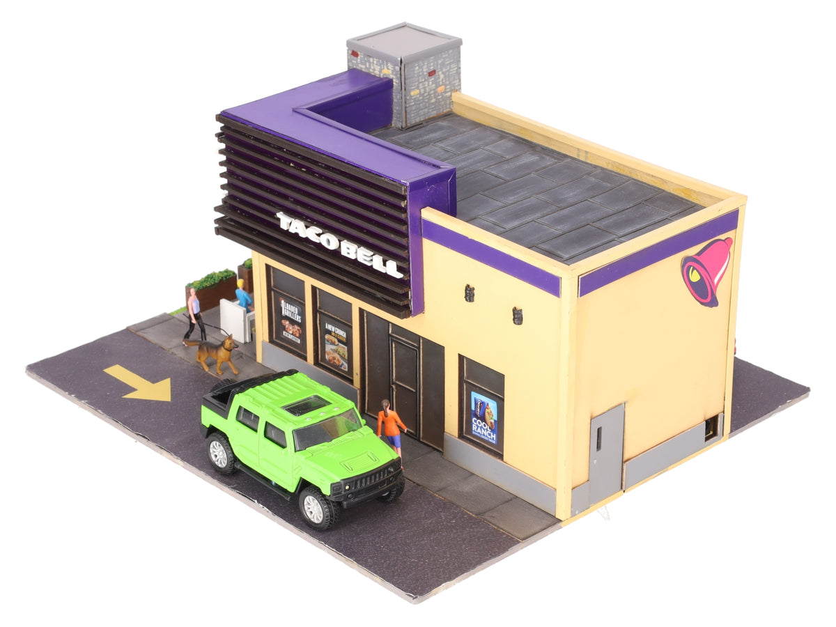 Menards 279-4451 O Scale Taco Bell Restaurant w/Lighting EX/Box