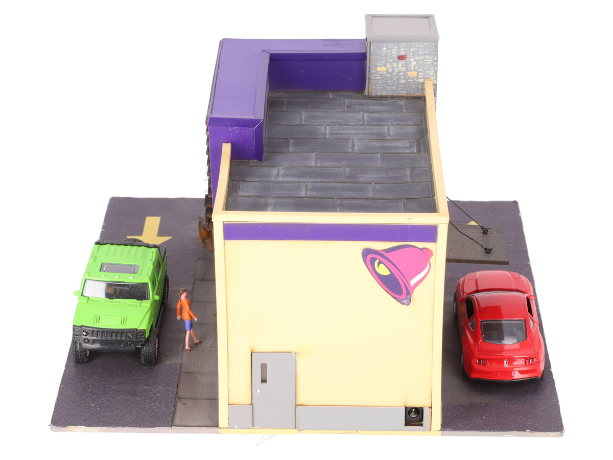 Menards 279-4451 O Scale Taco Bell Restaurant w/Lighting EX/Box