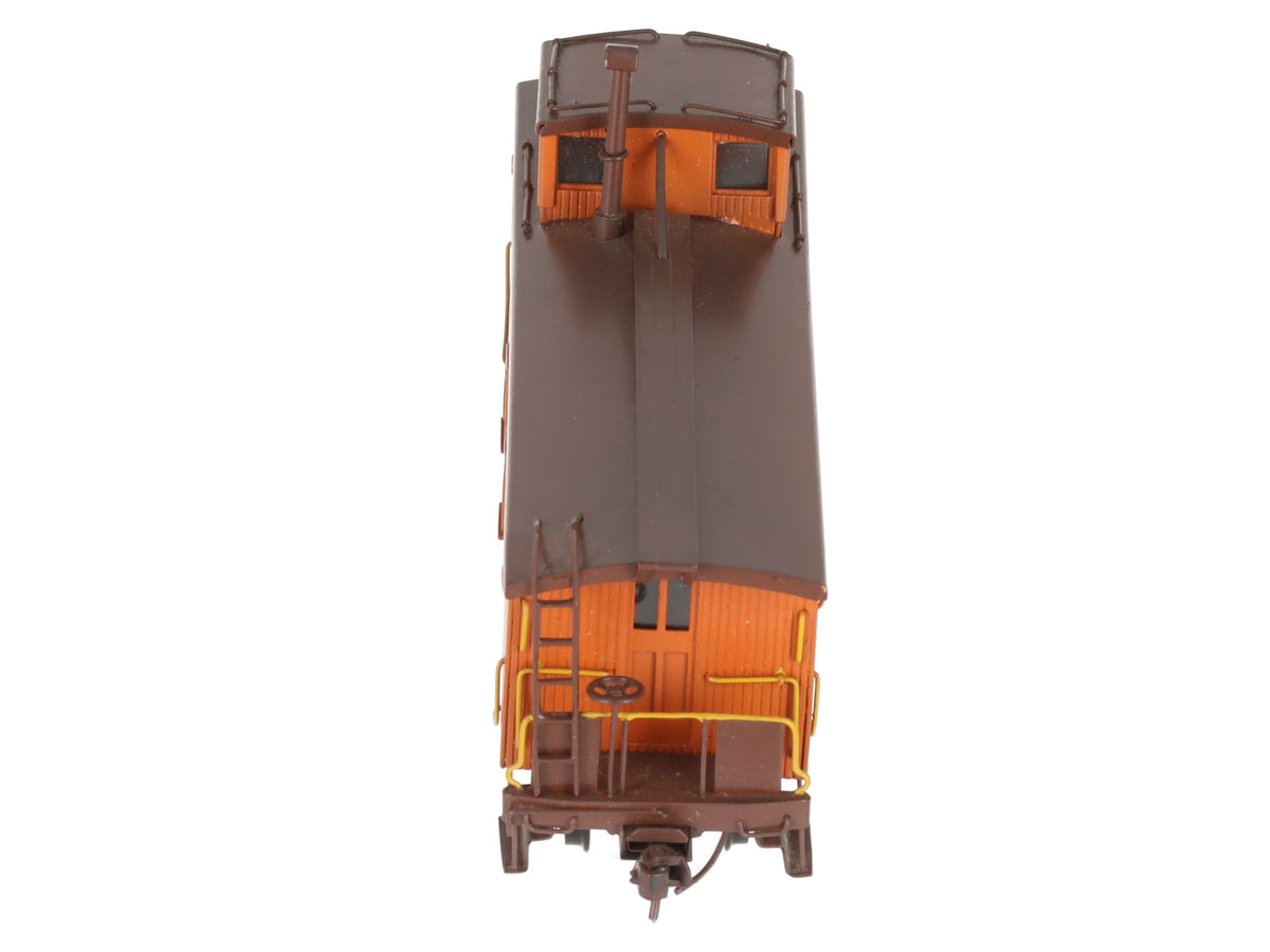 V-H Models/Samhongsa HO Scale BRASS Canadian National Caboose #78414/Box
