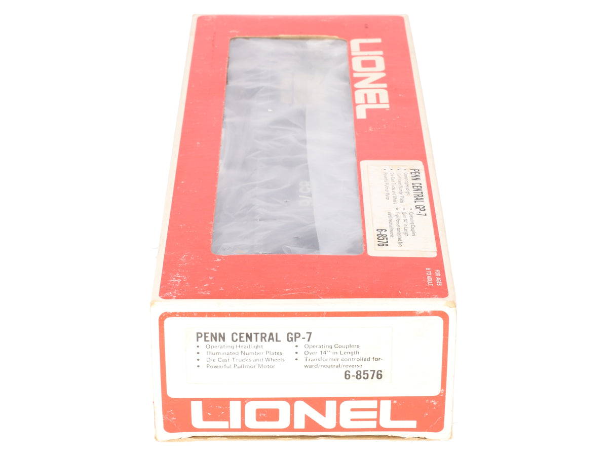 Lionel 6-8576 O Gauge Penn Central GP-7 Diesel Locomotive #8576 VG/Box