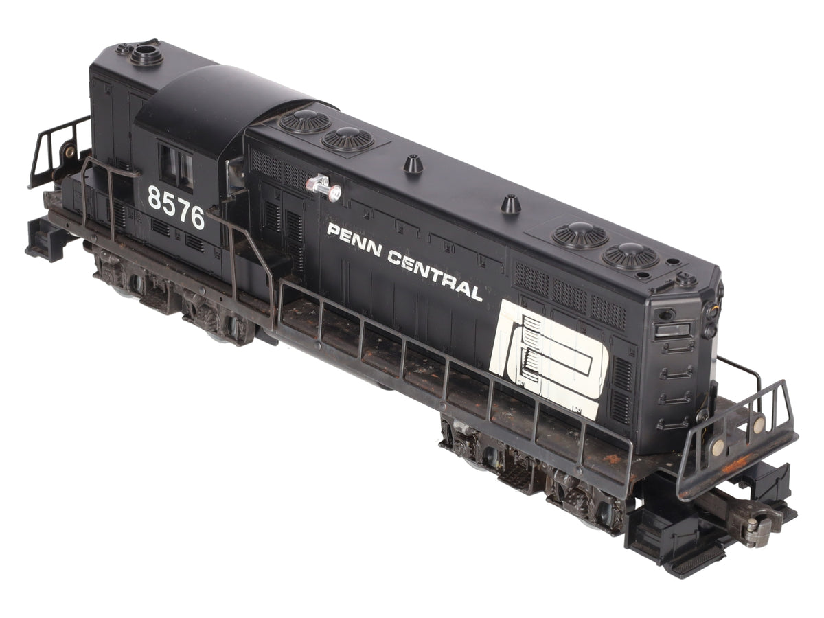 Lionel 6-8576 O Gauge Penn Central GP-7 Diesel Locomotive #8576 VG/Box
