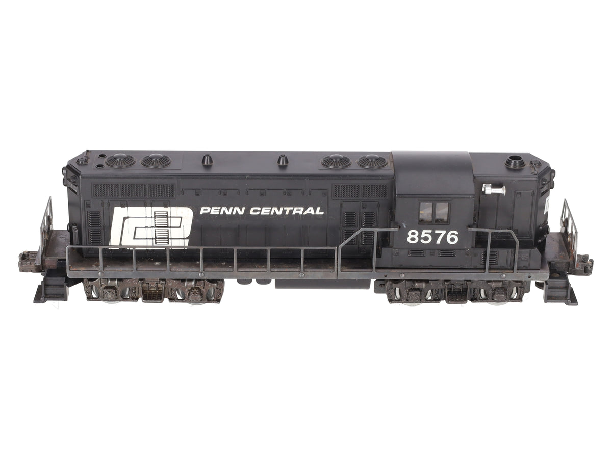 Lionel 6-8576 O Gauge Penn Central GP-7 Diesel Locomotive #8576 VG/Box