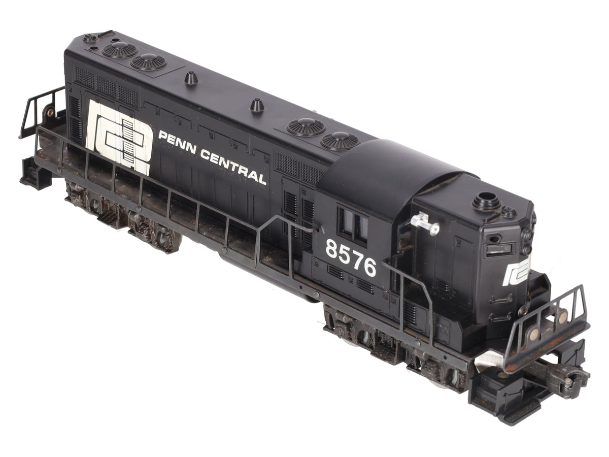 Lionel 6-8576 O Gauge Penn Central GP-7 Diesel Locomotive #8576 VG/Box