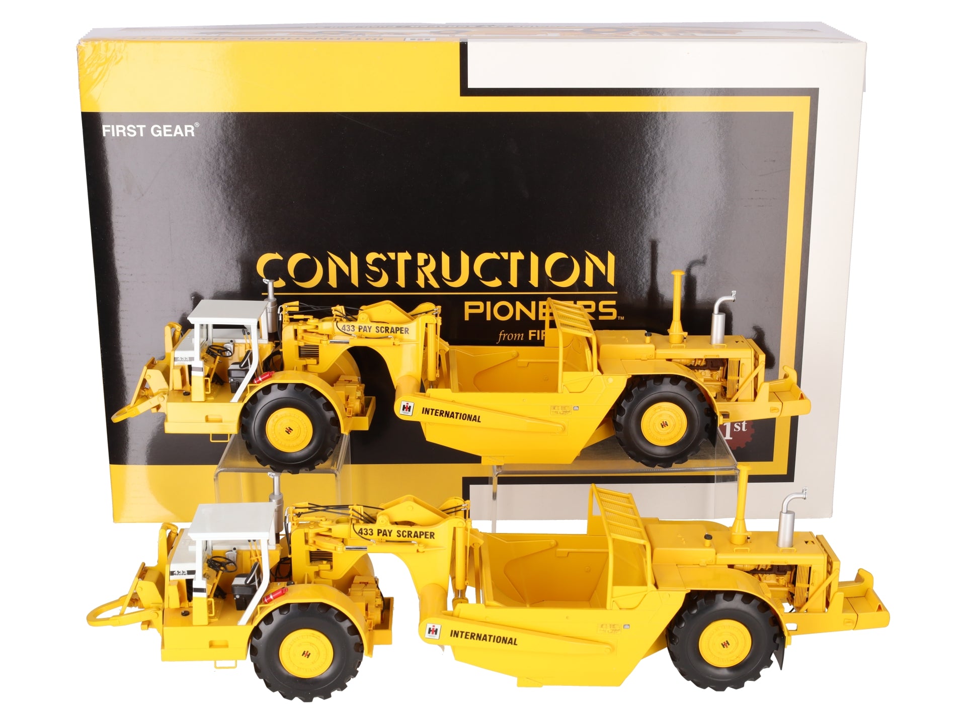 First Gear 70-0180 1:25 433 Dual Engine Pay Scraper (Pack of 2) LN/Box