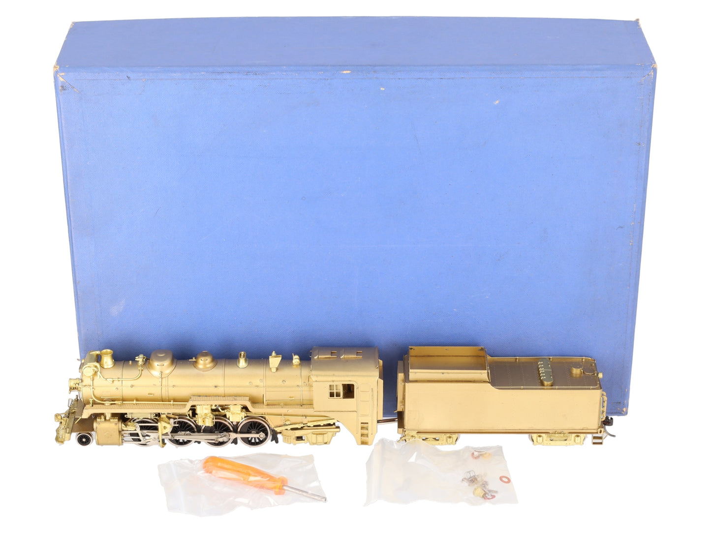 V-H Models HO BRASS CPR 2-8-2 P2 Mikado Steam Locomotive & Tender -Unpainted EX/Box