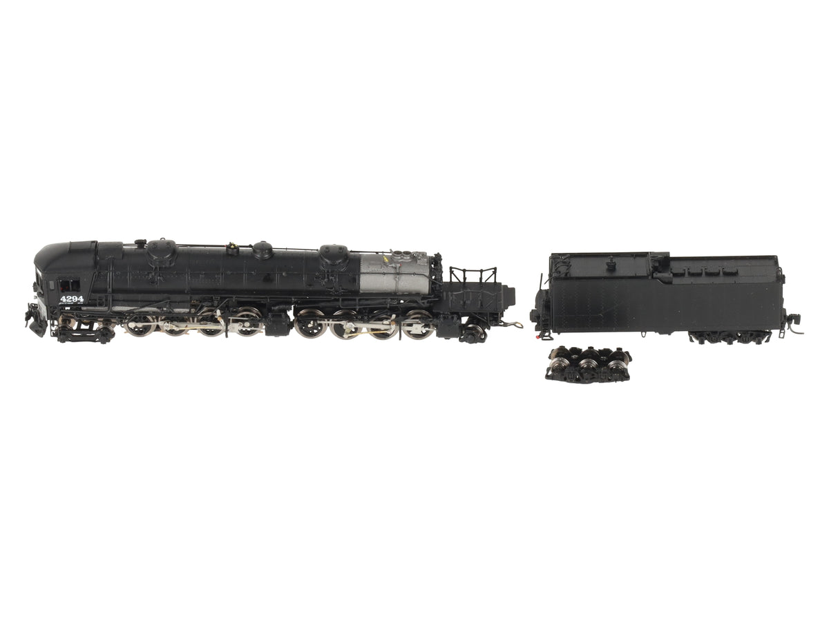 Z Scale BRASS 4-8-8-2 Cab Forward Steam Locomotive & Tender #4294 EX